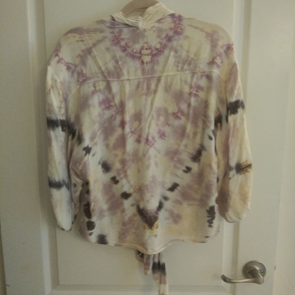 Young Fabulous And Broke Tie Front Tie Fly Away - Picture 2 of 4